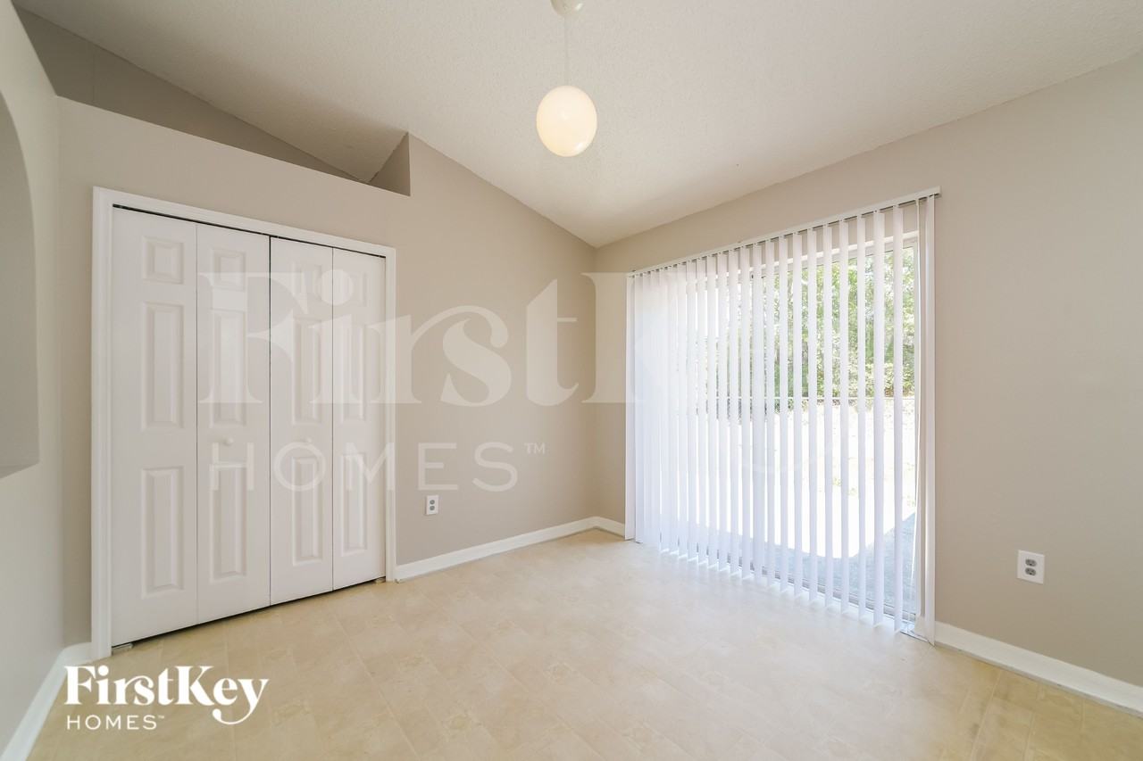 1417 Kissimmee Ct - Photo 5 of 20