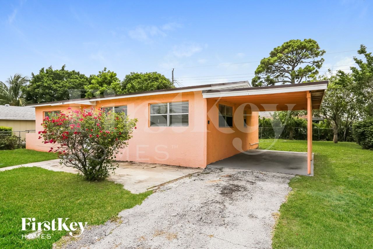 1411 Nw 3rd St - Photo 2 of 19