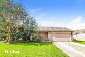 featured image of 13285 Lake Breeze Ln