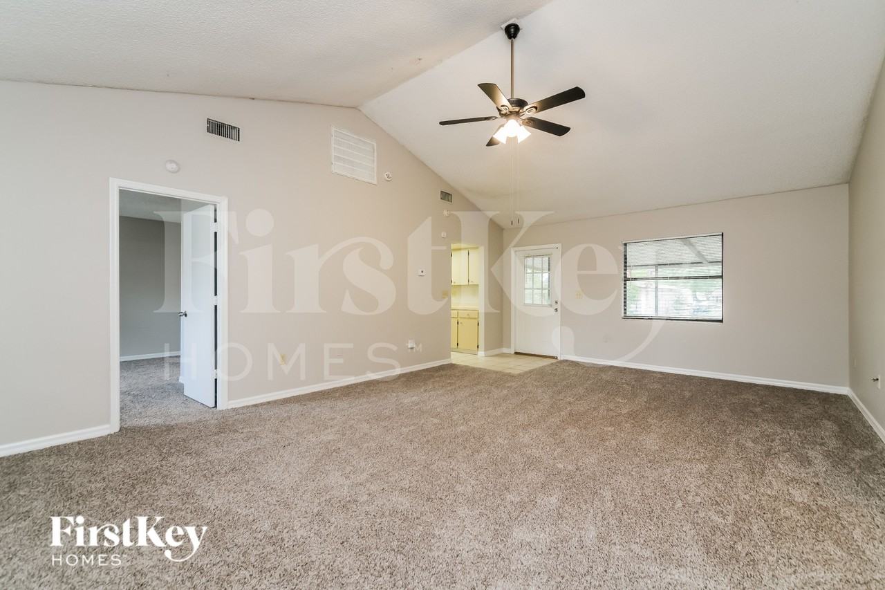 122 Kinstle Hill Dr - Photo 2 of 20