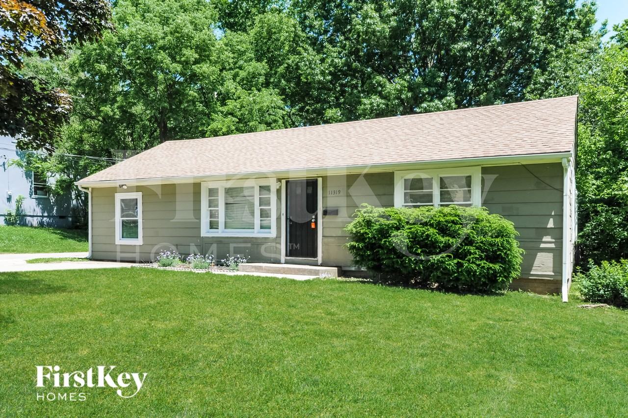 11319 Bennington Ave - Photo 2 of 18