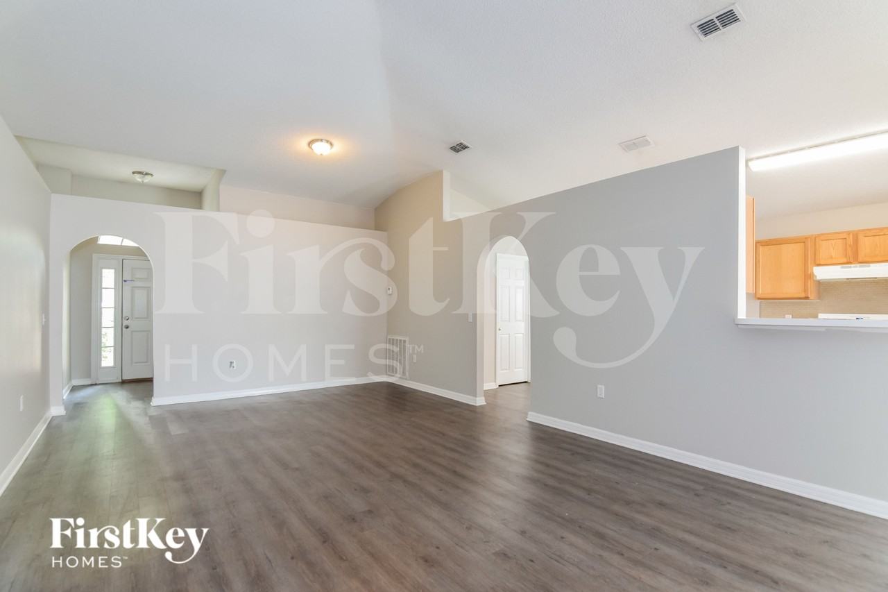 10409 River Bream Dr - Photo 4 of 20