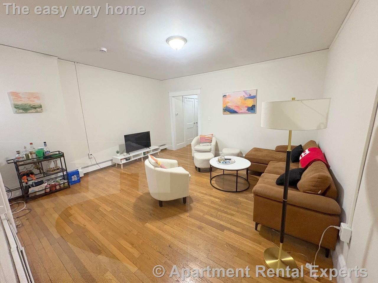 489 E Broadway #3 - Photo 2 of 13