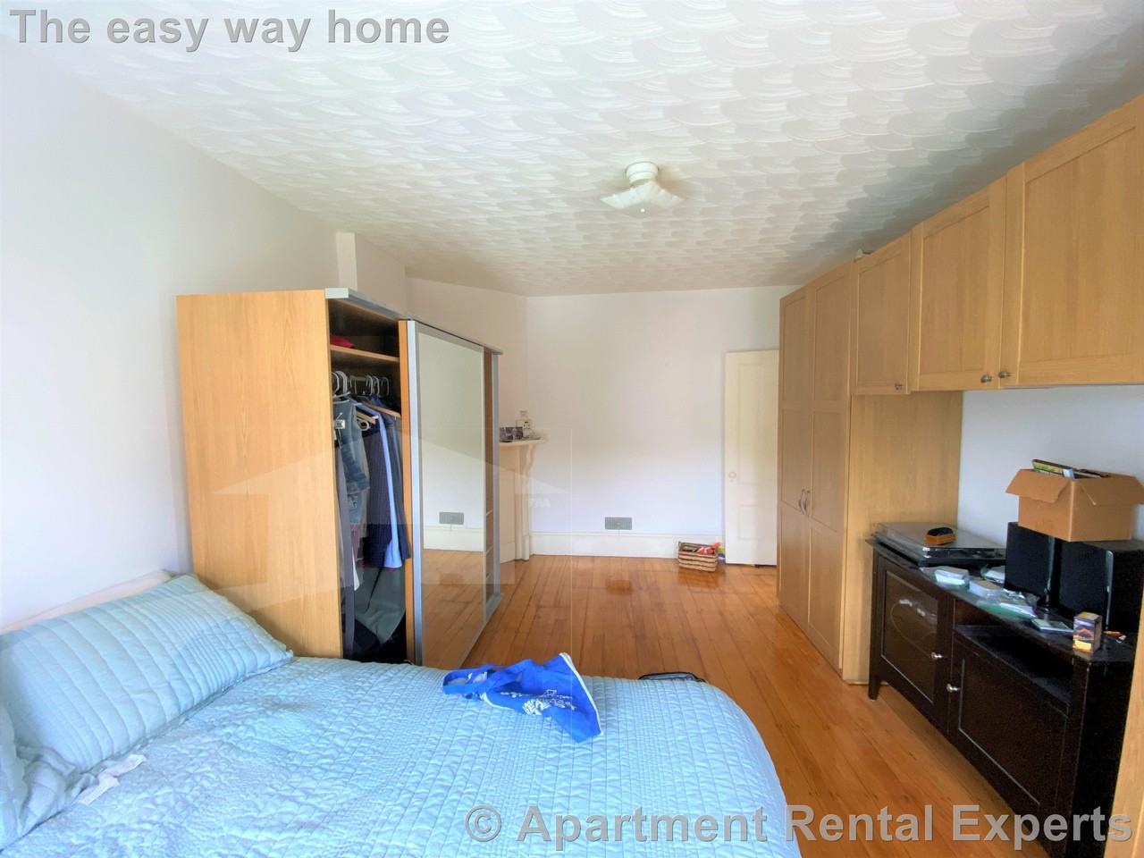 250 Beacon St #3L - Photo 4 of 14