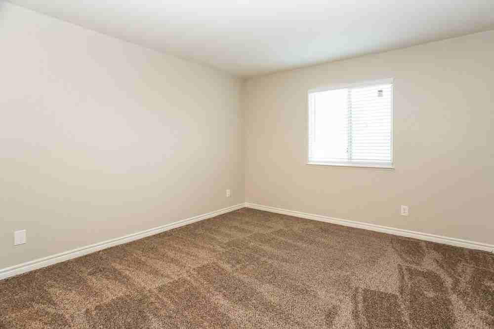 7408 Maiden Run Ave - Photo 6 of 15