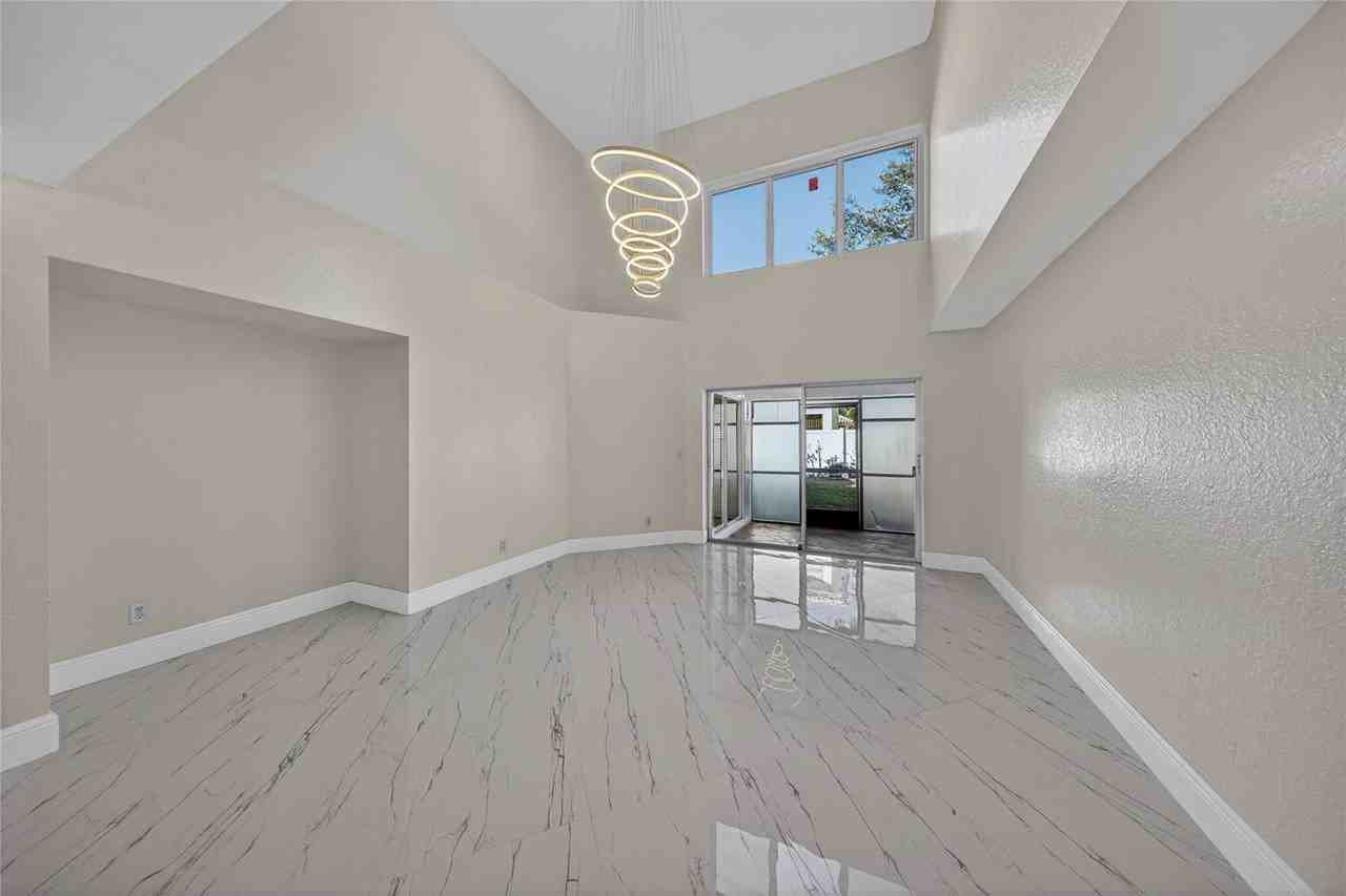 85 Citrus Park Ln - Photo 3 of 8