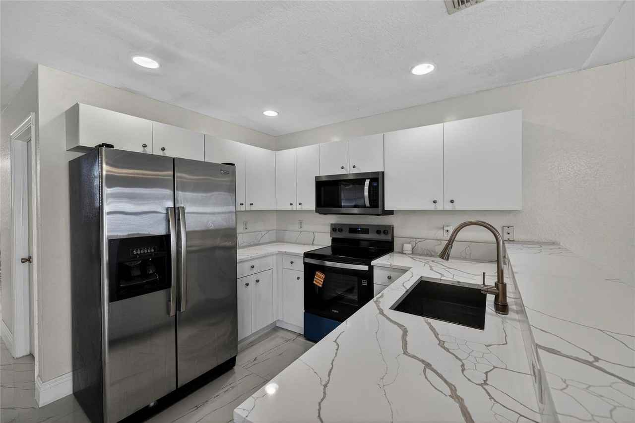85 Citrus Park Ln - Photo 4 of 8