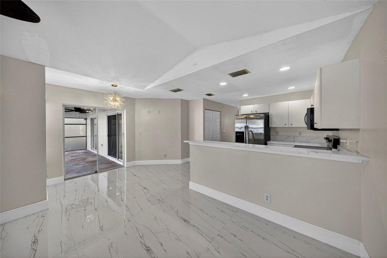 85 Citrus Park Ln - Photo 7 of 8