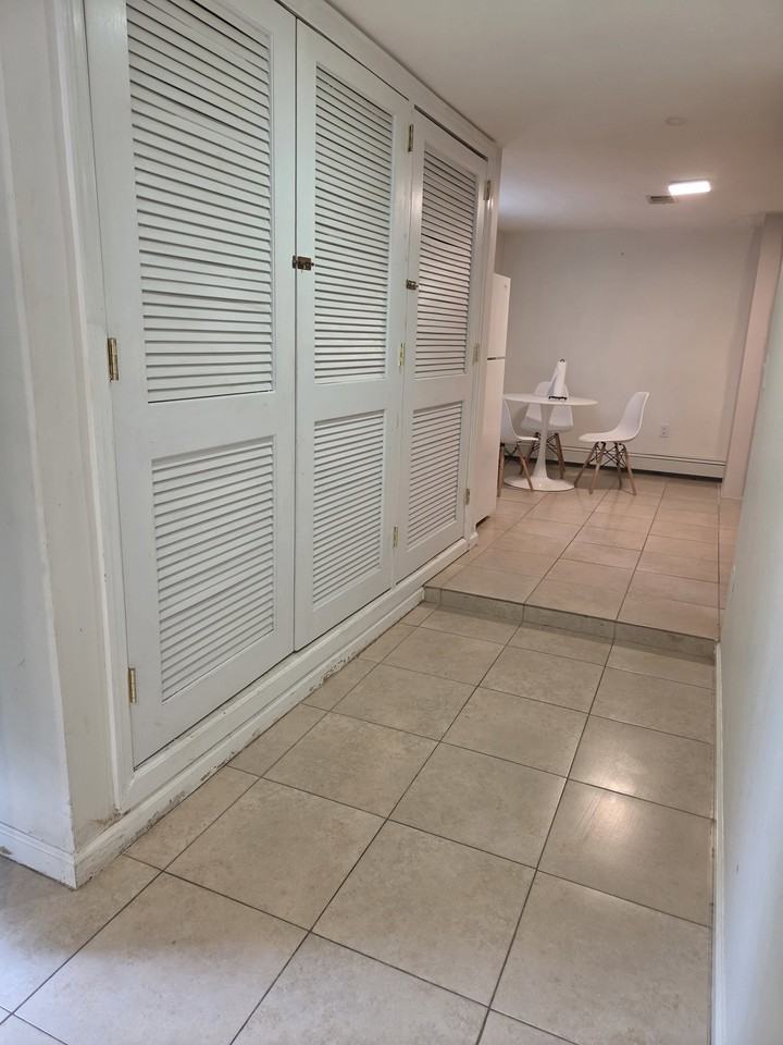 456 Morse Ave #G - Photo 4 of 8