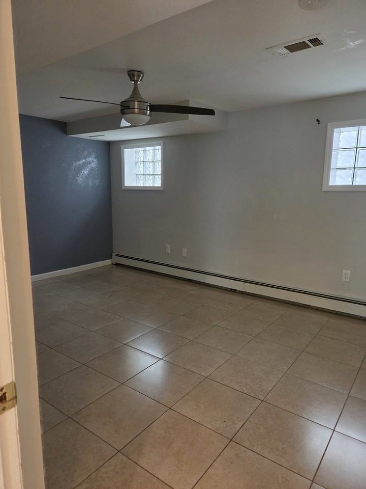 456 Morse Ave #G - Photo 5 of 8