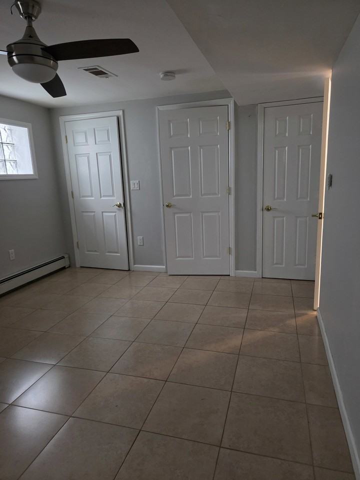 456 Morse Ave #G - Photo 6 of 8