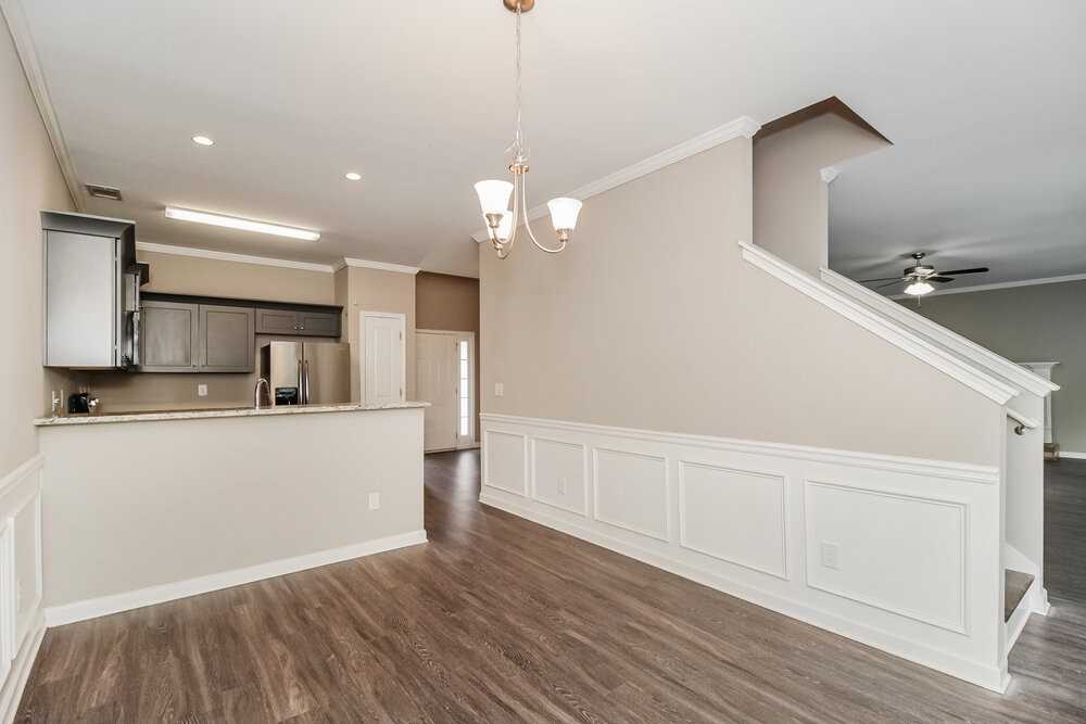 386 Fieldcrest Dr - Photo 6 of 17