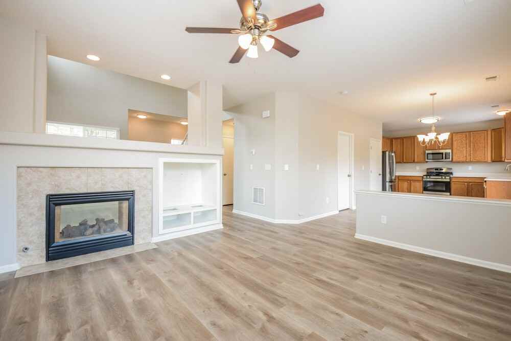 2487 E 127th Ct - Photo 5 of 17