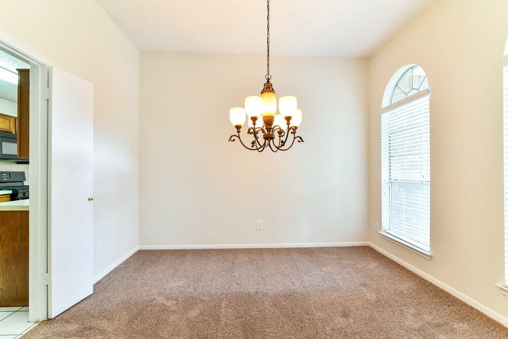 17606 Glenwolf Dr - Photo 6 of 16