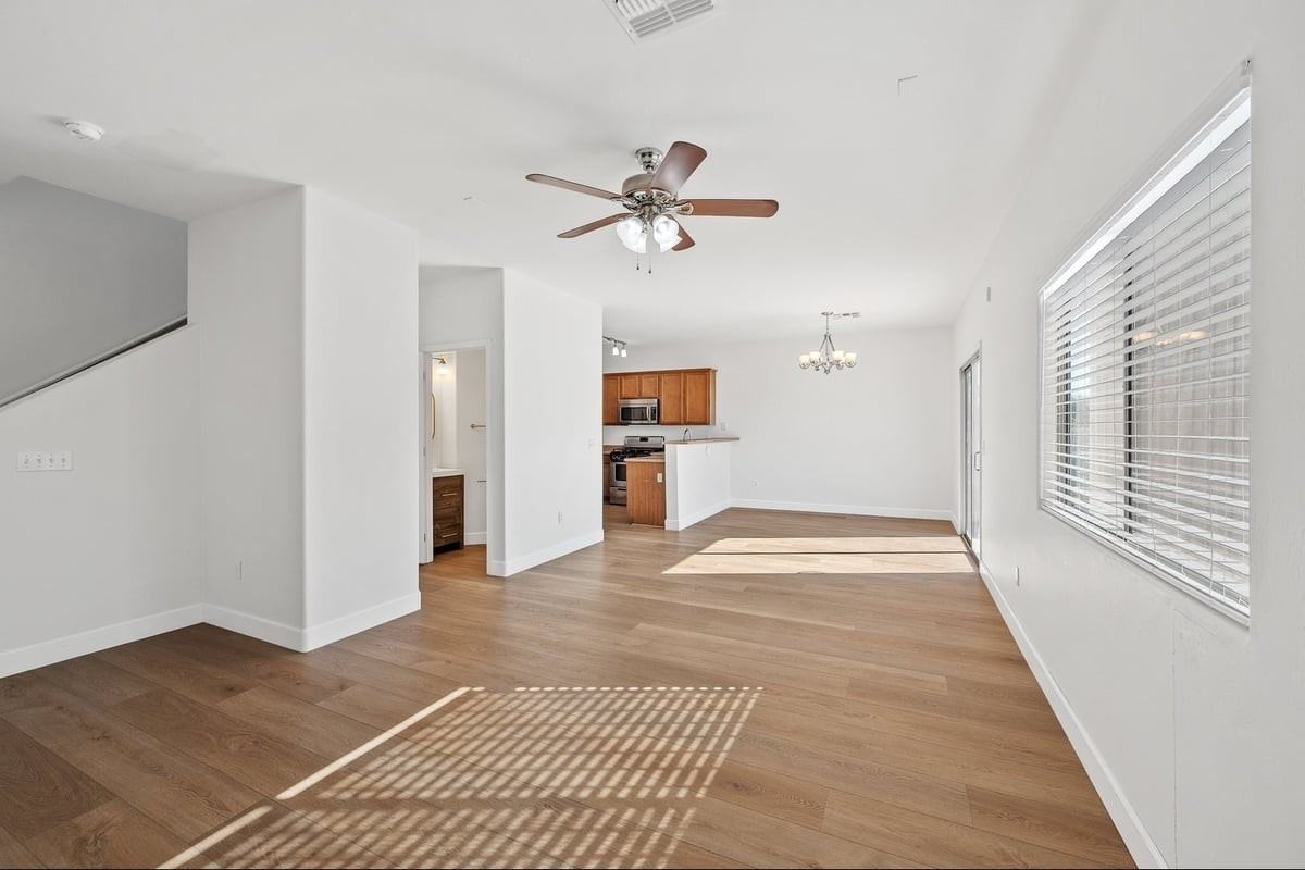 3776 E Felix Blvd - Photo 5 of 32
