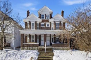 22092211 Summit St - Photo 1 of 1