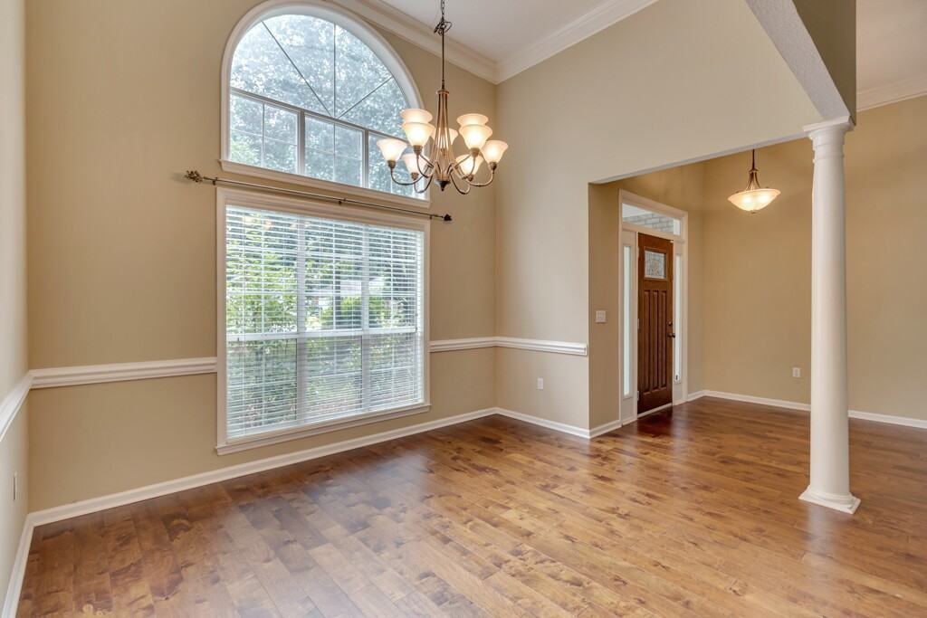 24 Dover Dr - Photo 3 of 28