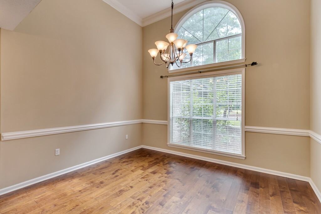 24 Dover Dr - Photo 5 of 28