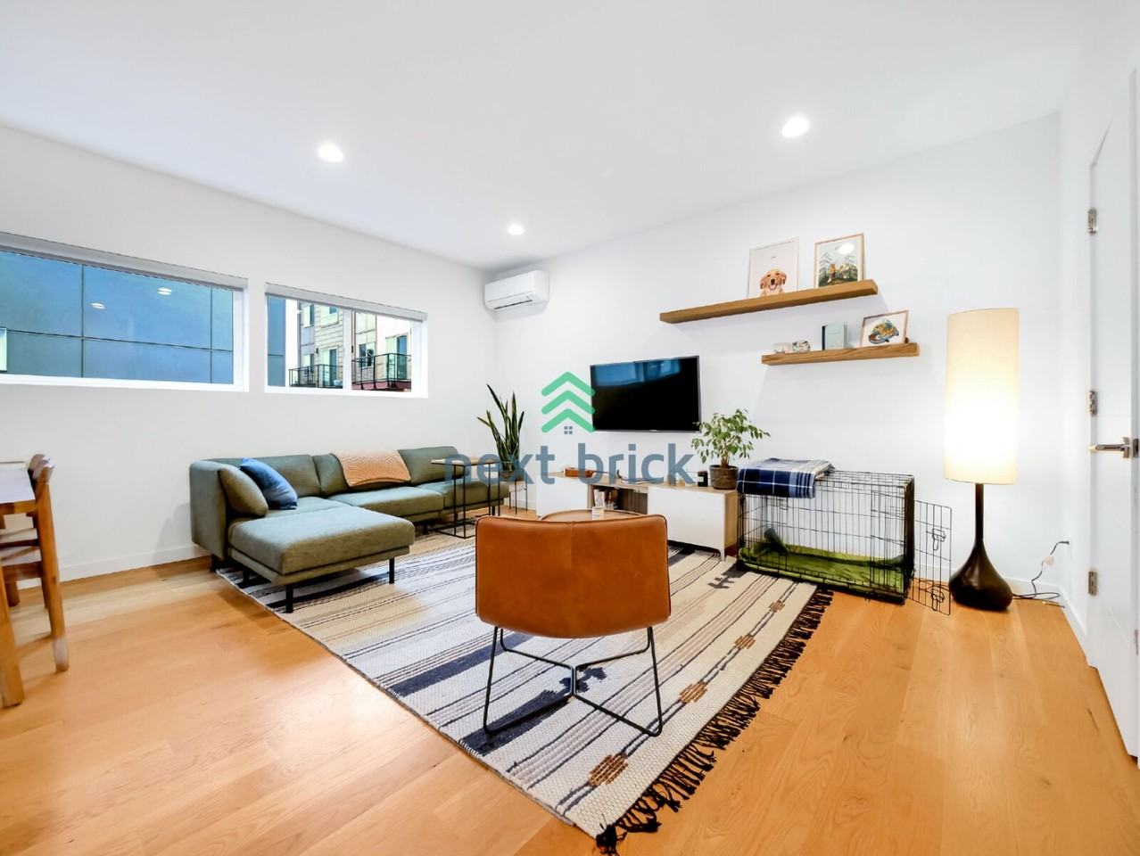 13711 35th Ave Ne - Photo 2 of 25