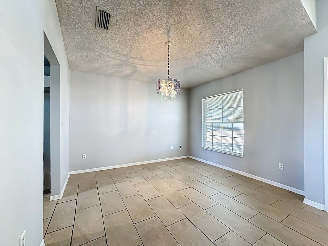 1603 Storington Ave - Photo 7 of 47