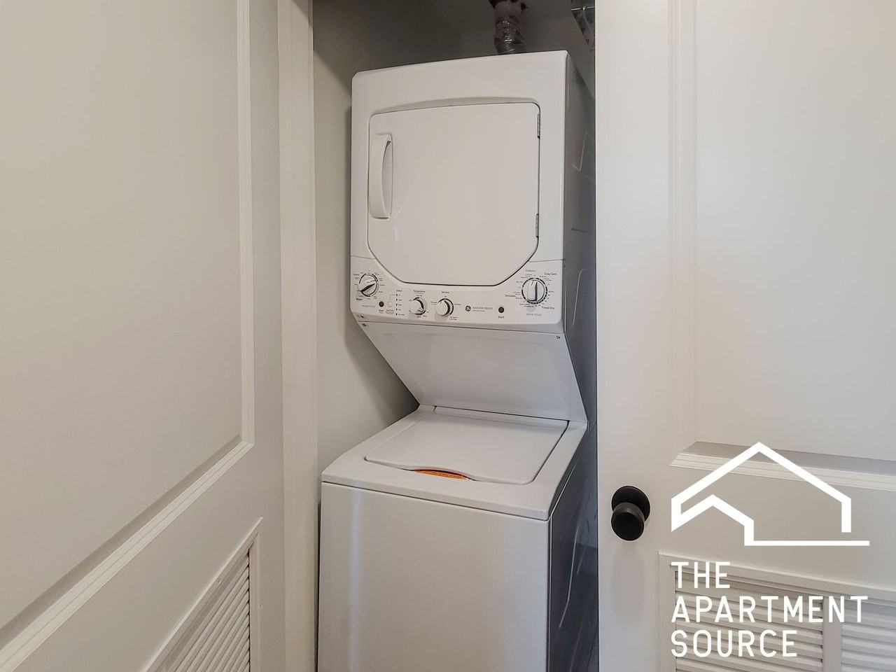 N Bissell St #2E - Photo 4 of 8