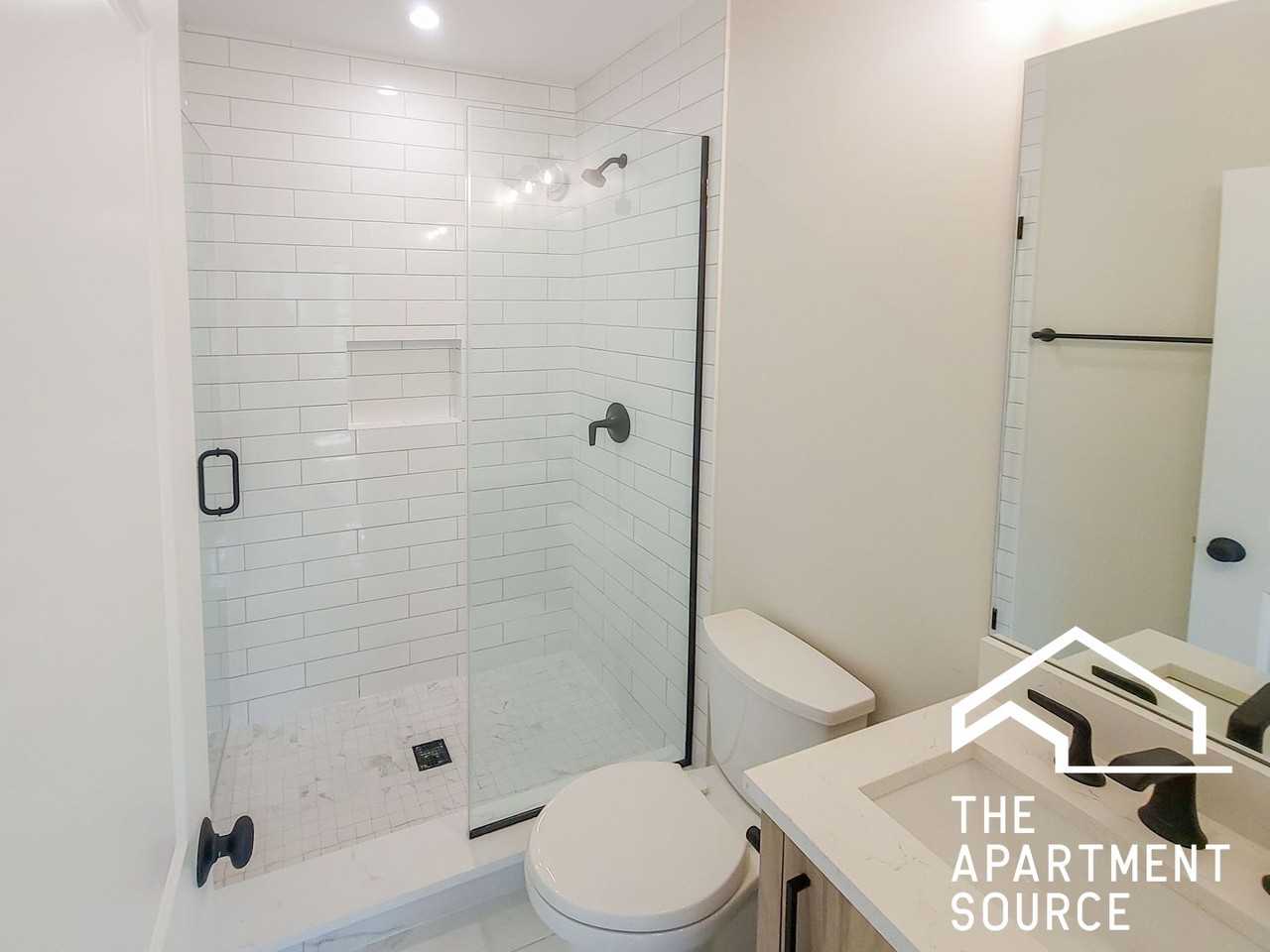 N Bissell St #3E - Photo 3 of 7