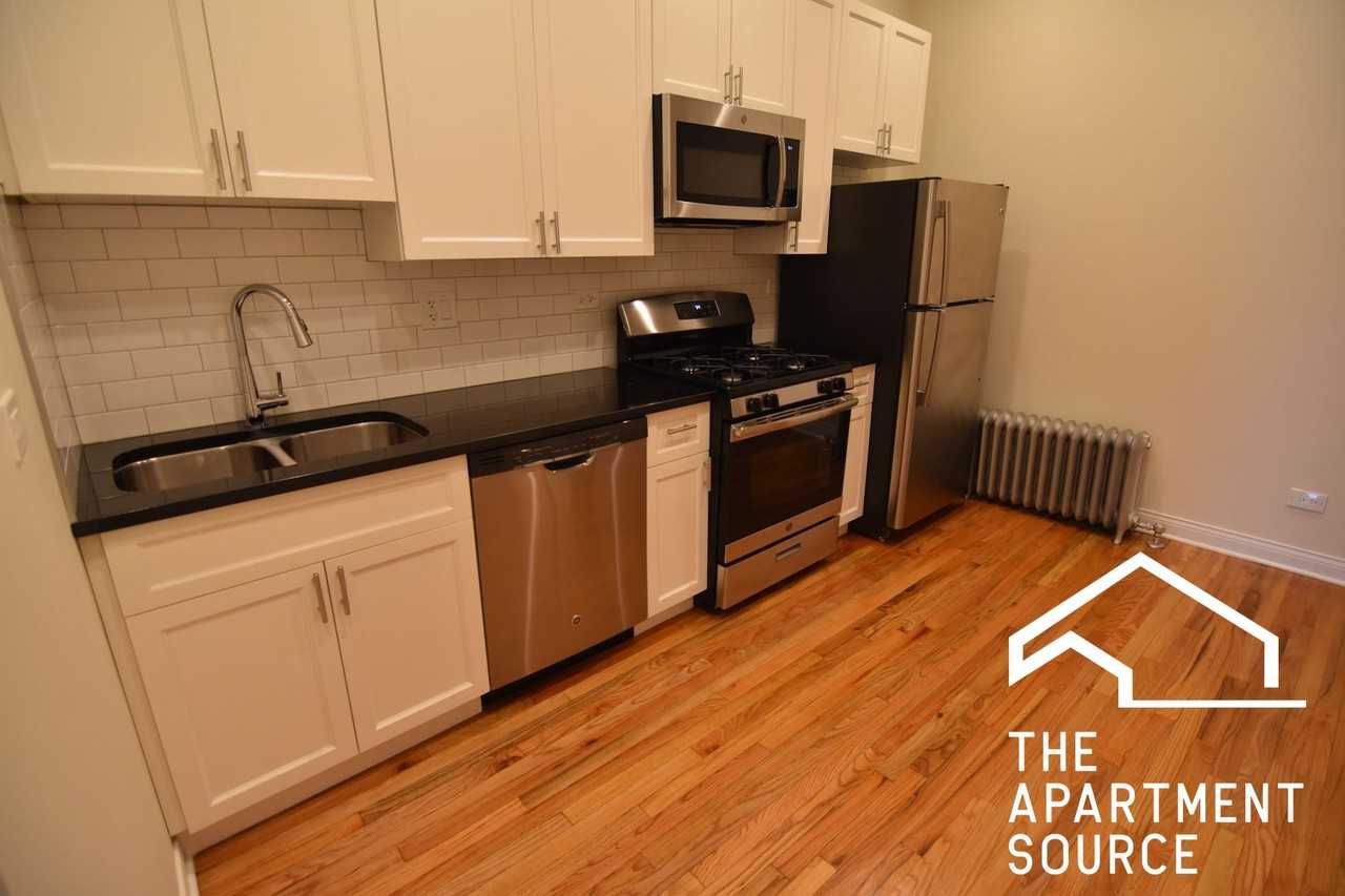 908 W Belmont Ave #2 - Photo 2 of 17