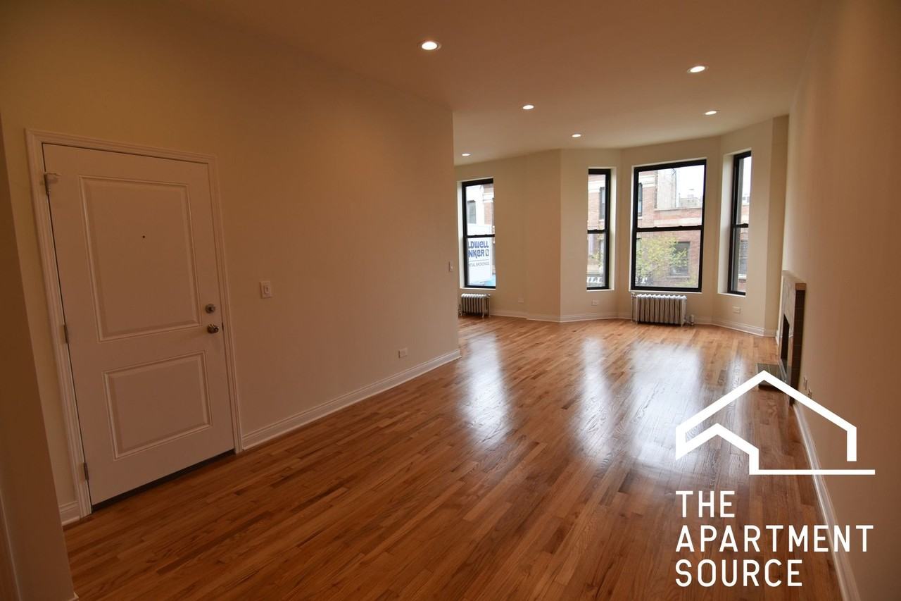 908 W Belmont Ave #2 - Photo 4 of 17