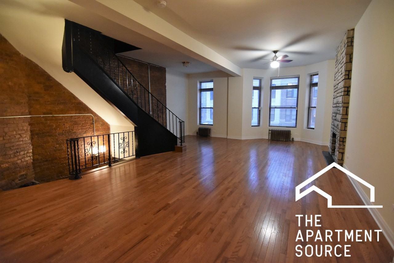 900 W Belmont Ave #904 - Photo 4 of 15