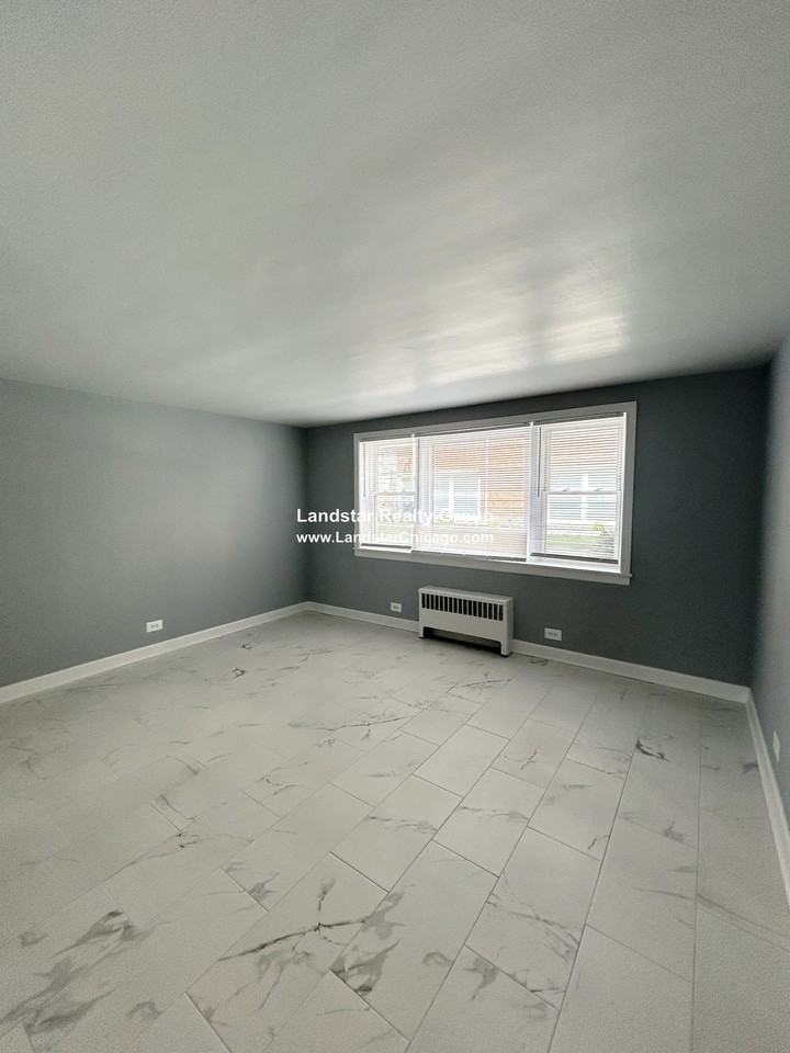 6707 N California Ave #GW - Photo 7 of 13