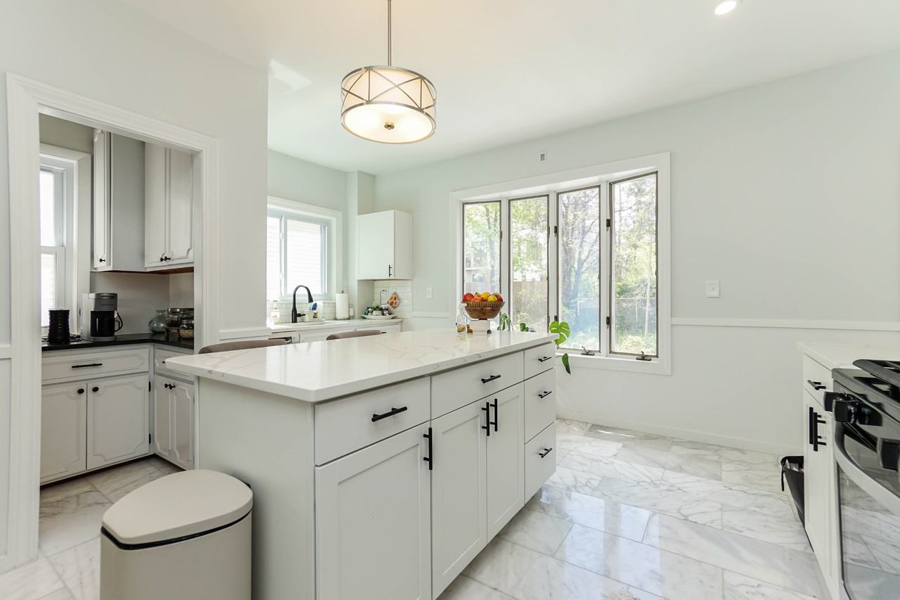 51 Main St #2 - Photo 3 of 23