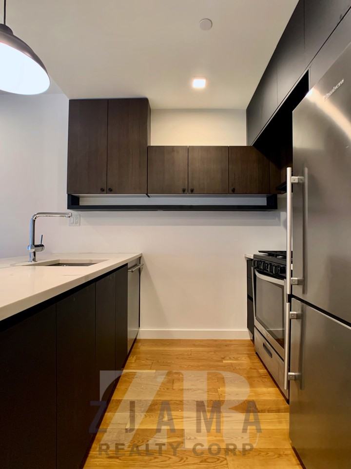 25 E 19th St #2A - Photo 4 of 18