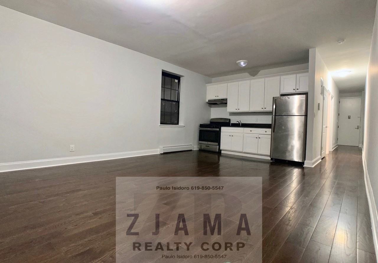 341 Lincoln Rd #B4 - Photo 2 of 12