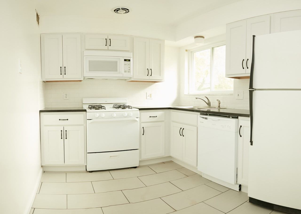 5 S Big Bend Blvd #2E - Photo 3 of 11