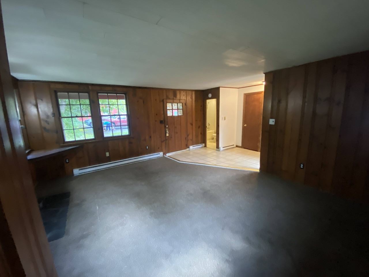 205 Cottage Ln - Photo 7 of 21