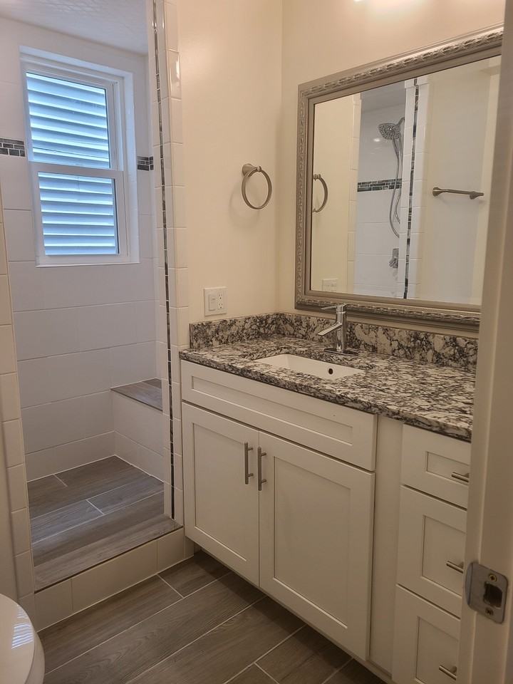 1015 Watson St Sw #1 - Photo 7 of 14