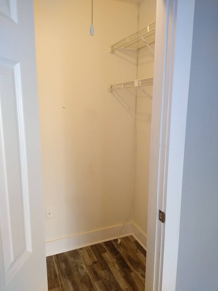 120 Blue Point Way #110 - Photo 5 of 26