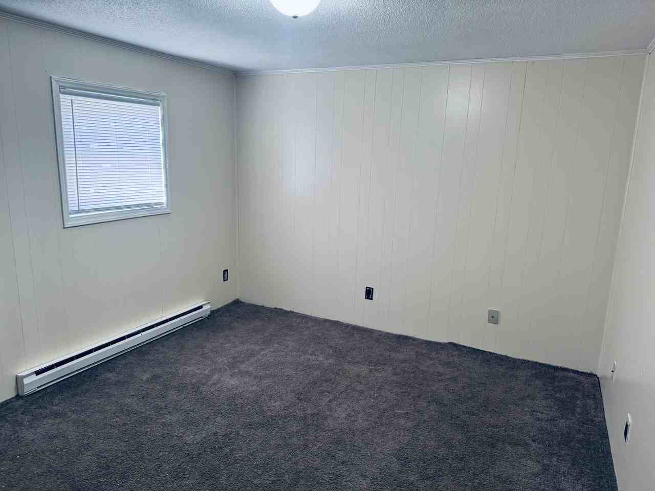 3990 Bradford Ct #B - Photo 4 of 6