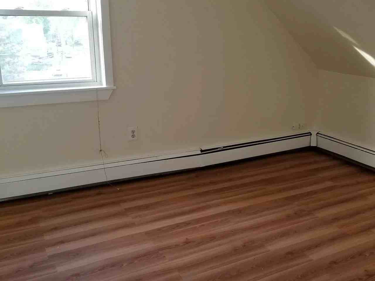 72 Bedford St #2 - Photo 6 of 11