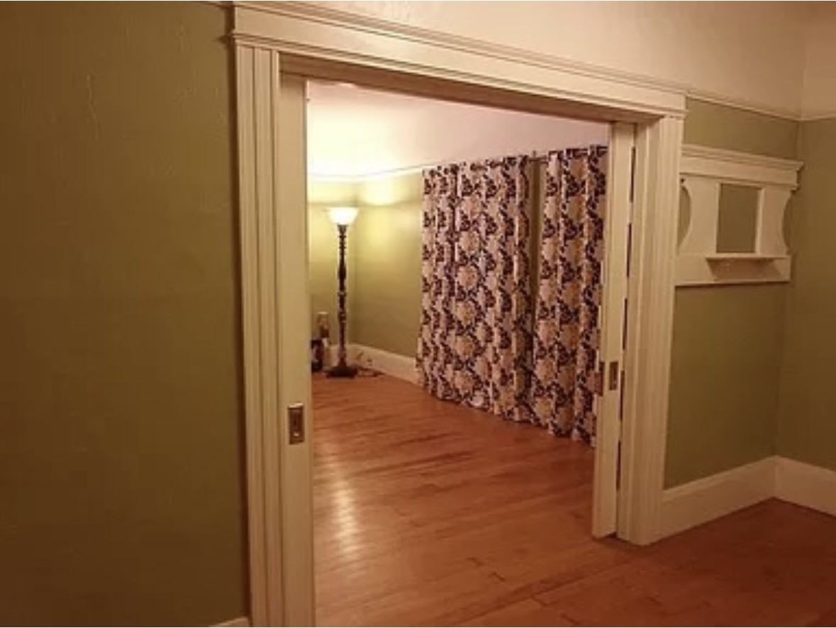 916 V St #916 - Photo 5 of 10