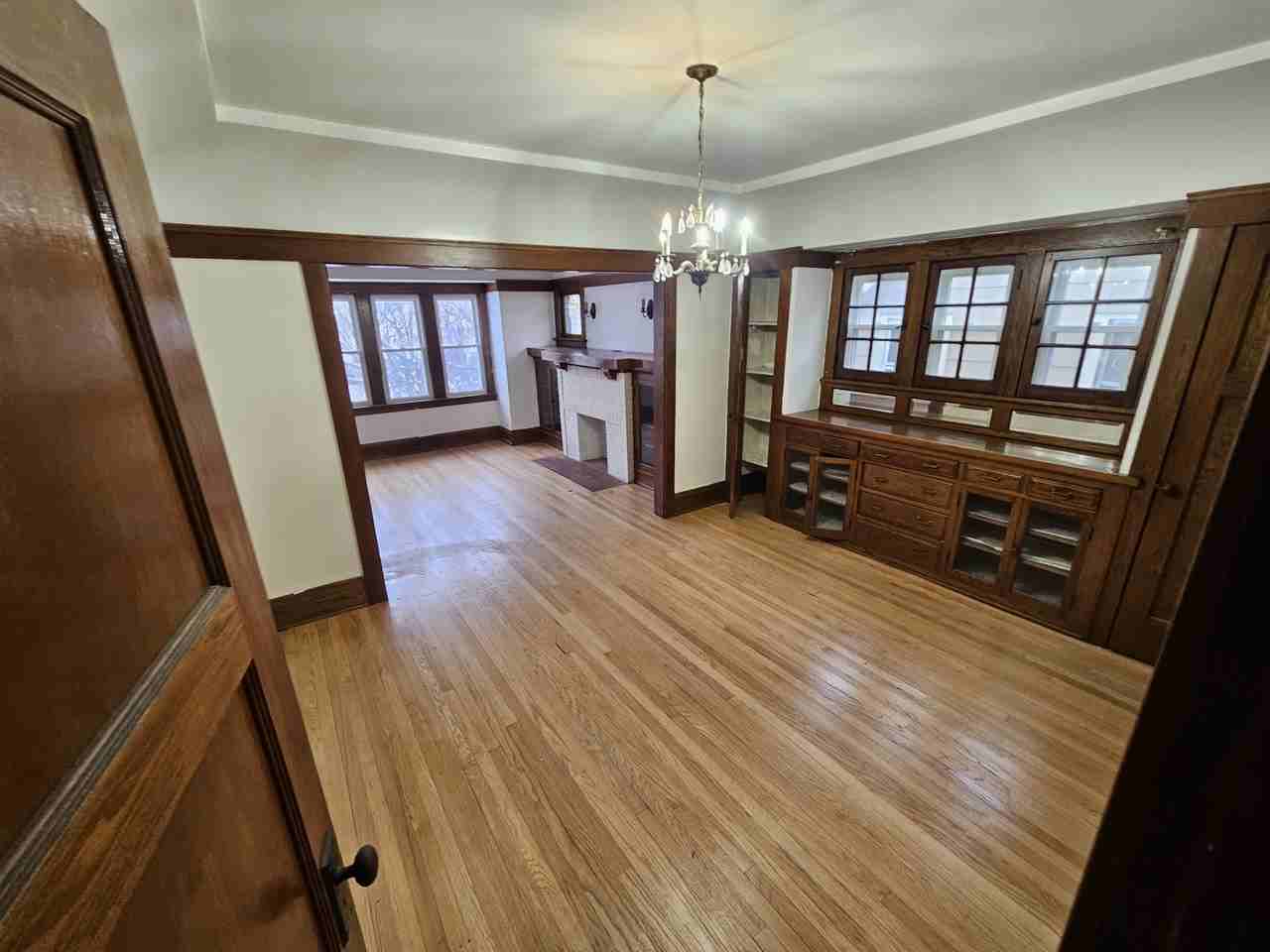 2629 N 50th St - Photo 5 of 8