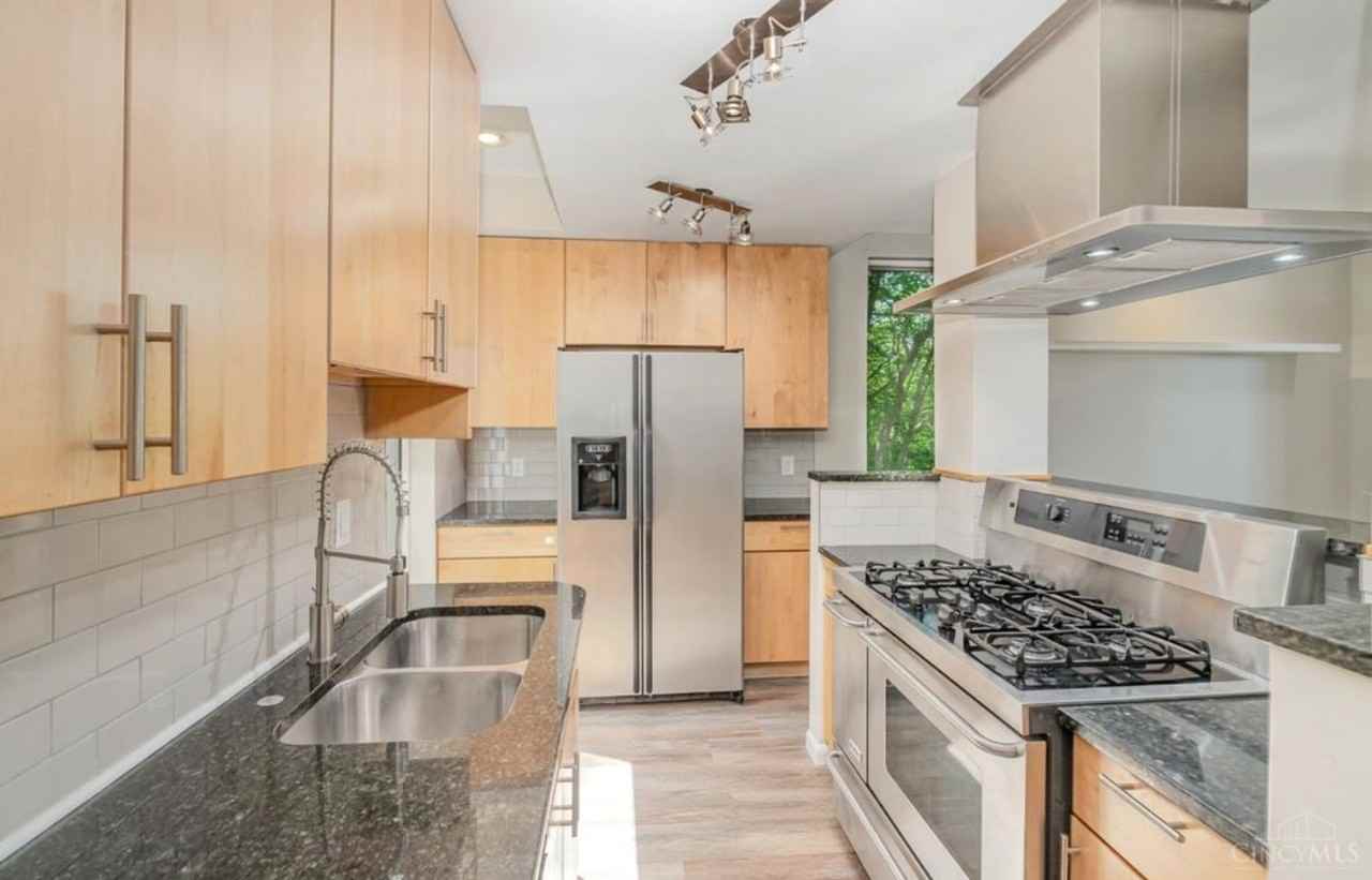 1 Foxhall Ct #1 - Photo 2 of 20