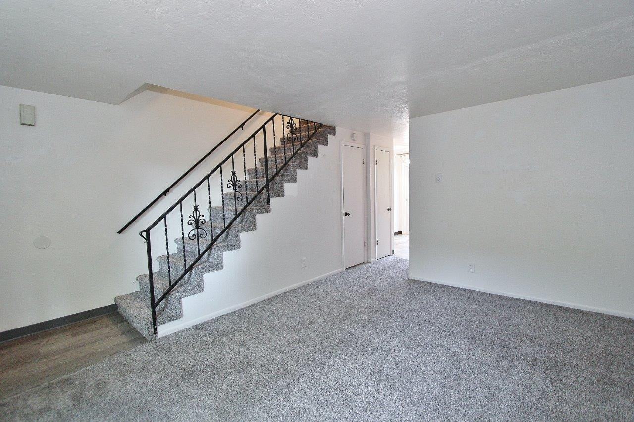 804 Nw 7th St - Photo 3 of 23