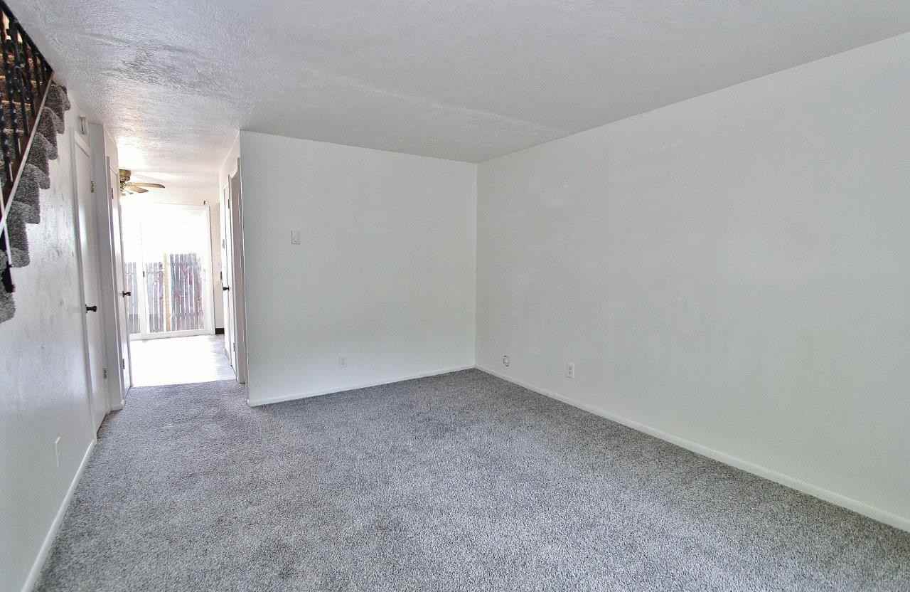 804 Nw 7th St - Photo 4 of 23