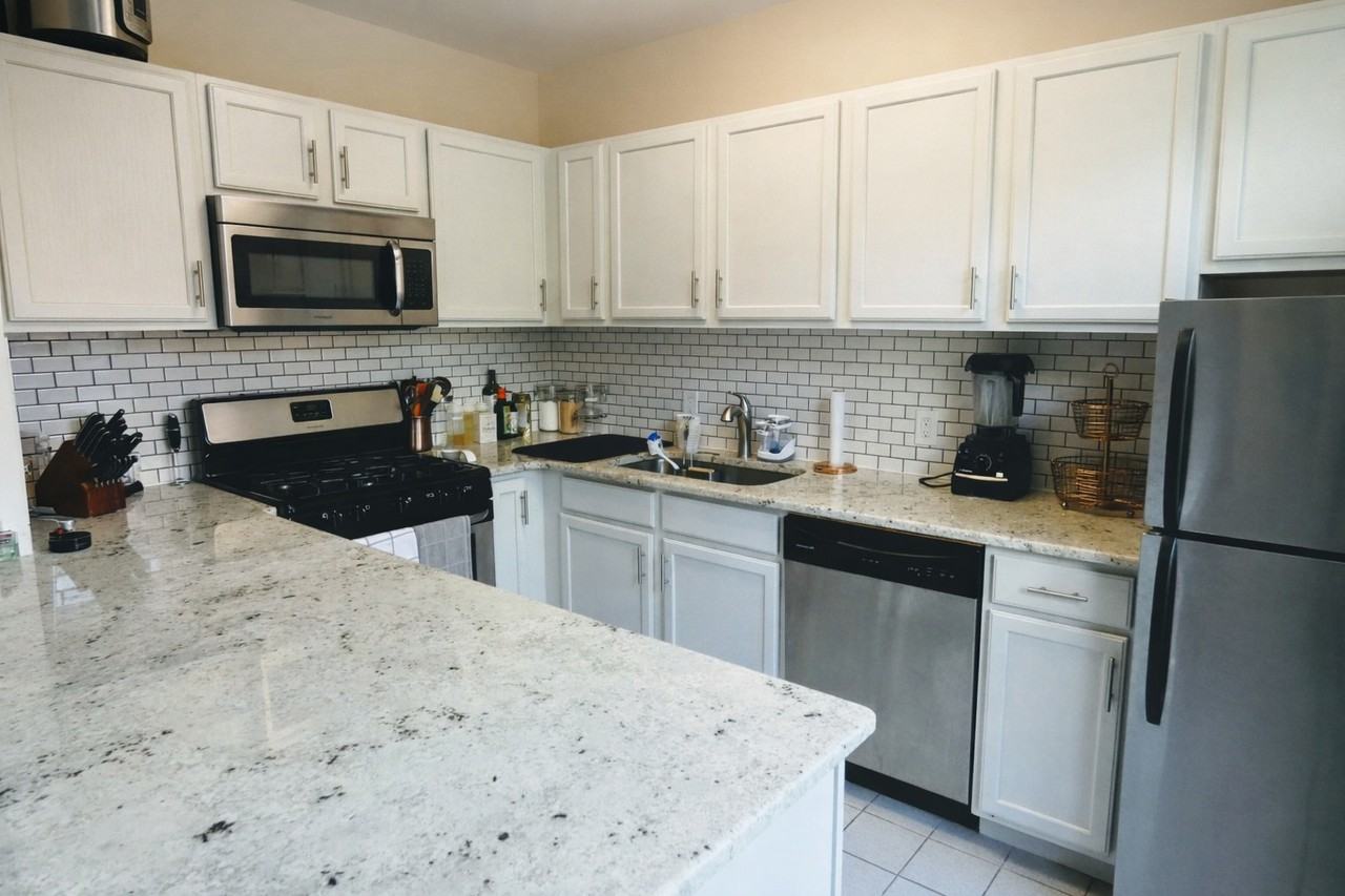 47 Mercer St #2D - Photo 3 of 12