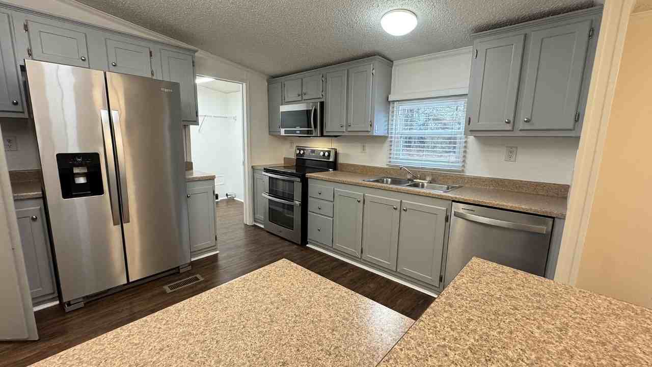 122 Curtis Rd - Photo 6 of 22