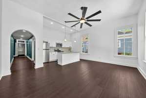 featured image of 2807 Beacon Ave #2