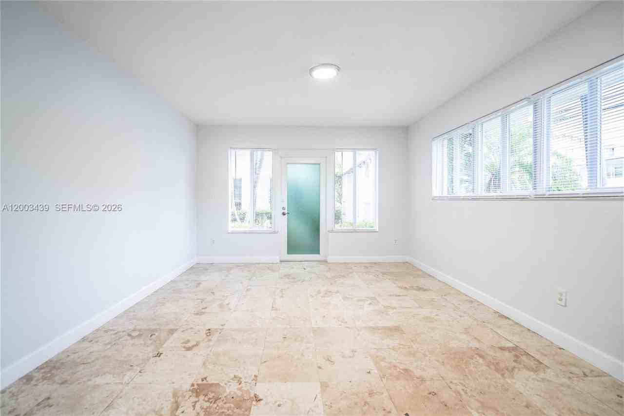 2180 Bay Dr #1 - Photo 3 of 18