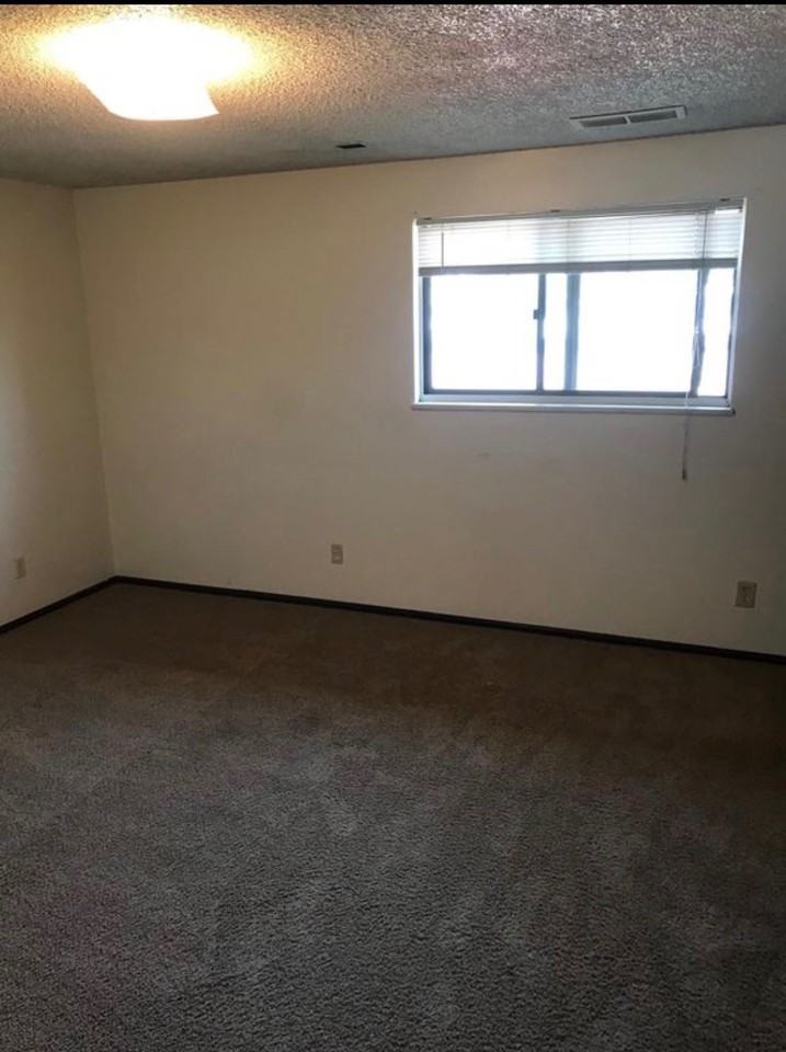 1720 Cambridge Dr #2 - Photo 6 of 7