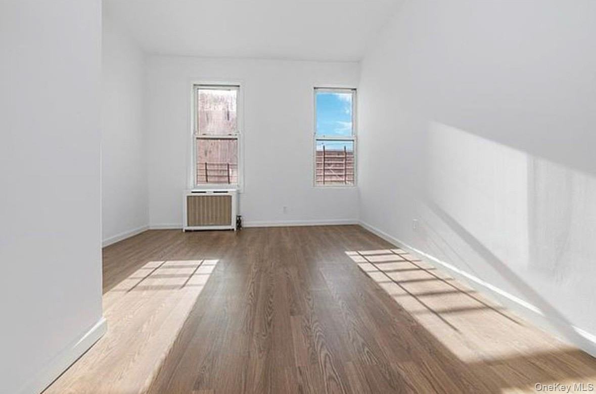 3717 Greenpoint Ave ##2 - Photo 7 of 8